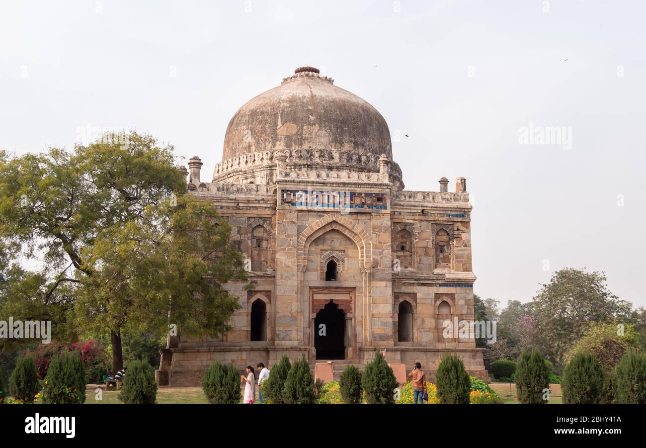close shot of the shish gumbad tomb at lodhi gardens in delhi Stock Photo