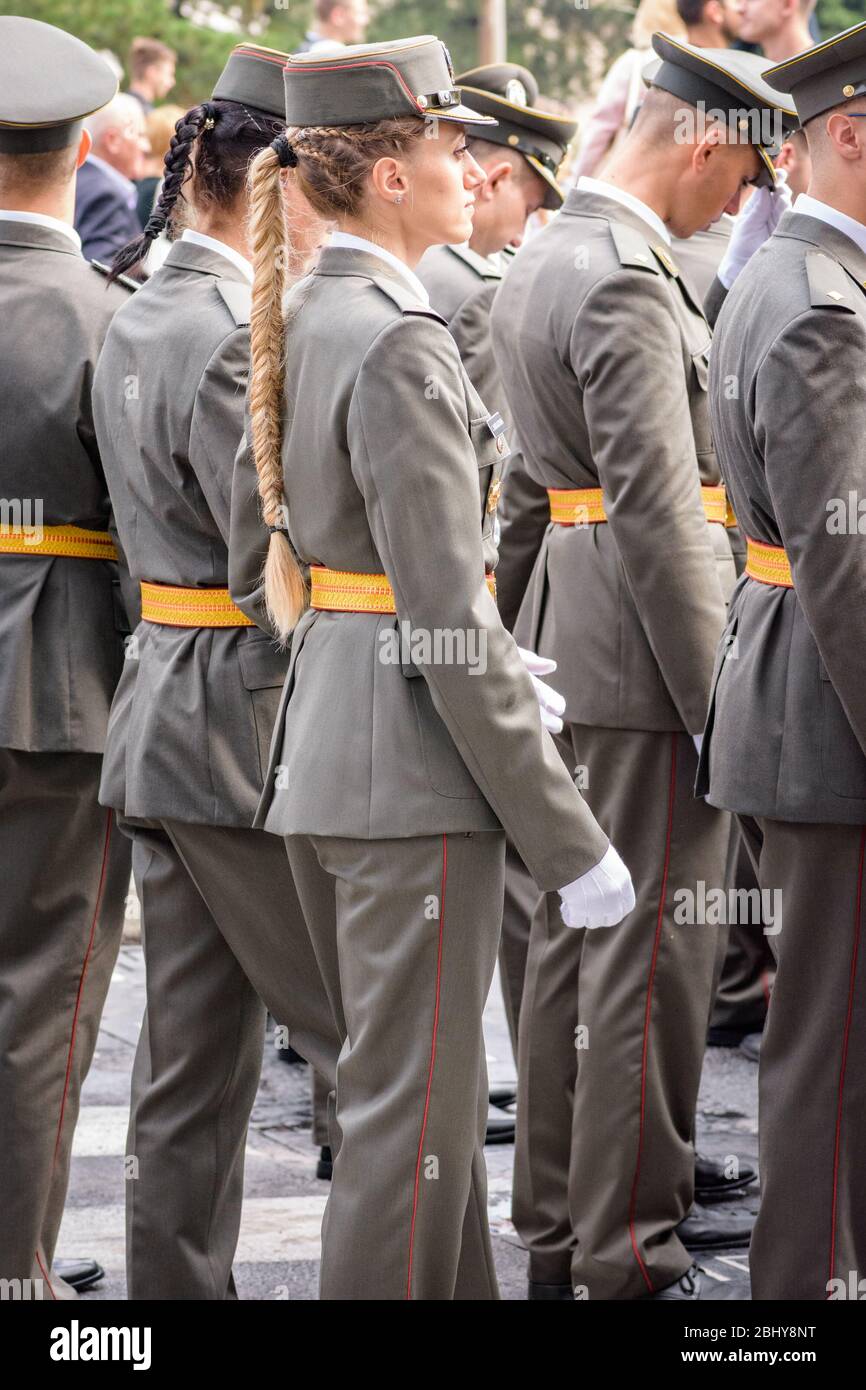 Serbian army uniform hi-res stock photography and images - Alamy