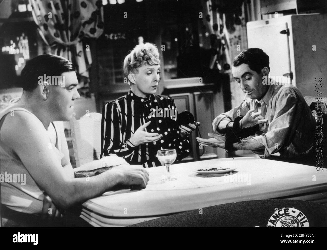 Croisières sidérales Year 1942 France Julien Carette Director André