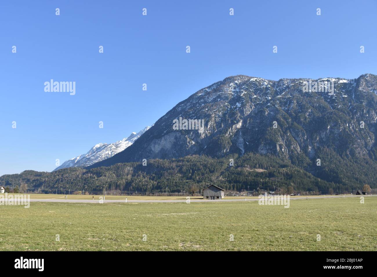 Corona, Virus, Covid 19, Covid-19, Pandemie, Quarantäne, Ausgangssperre, Stille, Ruhe, Gefahr, Seuche, Lebensgefahr, Osttirol, Tirol, Lienz, Lienzer T Stock Photo