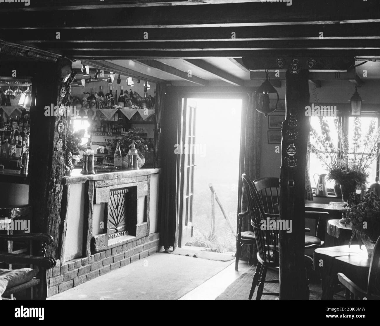 Spotted dog public house hires stock photography and images Alamy