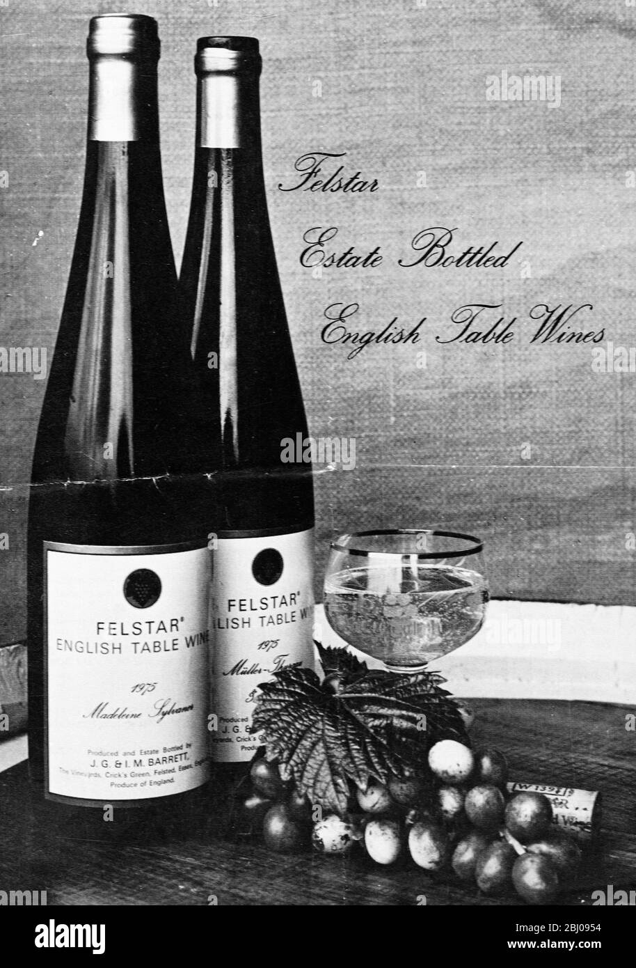 Felstar Estate Bottled English Table Wine. Produced by J.G. & I.M. Barrett at Cricks Green, Felsted, Essex. Stock Photo