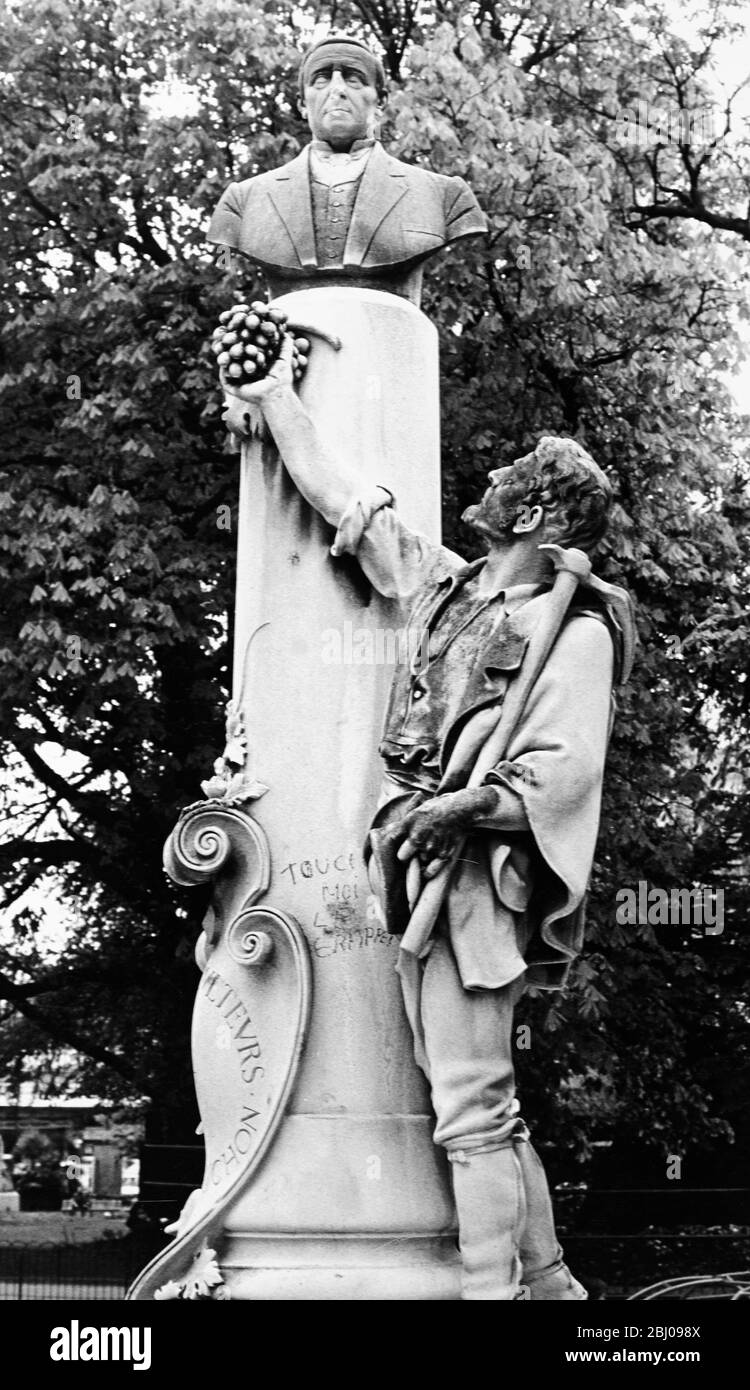 The grateful French erected this monument to Jules Planchon, who grafted the European vine on to an American rootstock and thus saved the vineyards of Europe from extinction by phylloxera. Stock Photo
