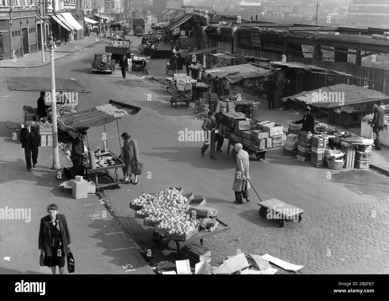Ridley Road market , Hackney , East London - 1947 Stock Photo