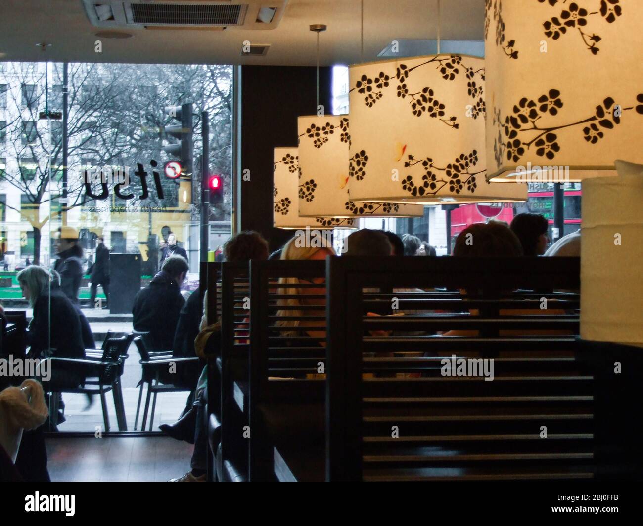 Interior of itsu Japanese restaurant in Finsbury Square, London. - Stock Photo