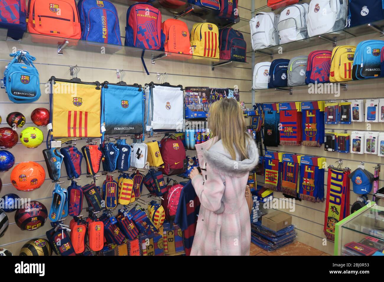 FOOTBALL SOUVENIRS SHOP Stock Photo Alamy