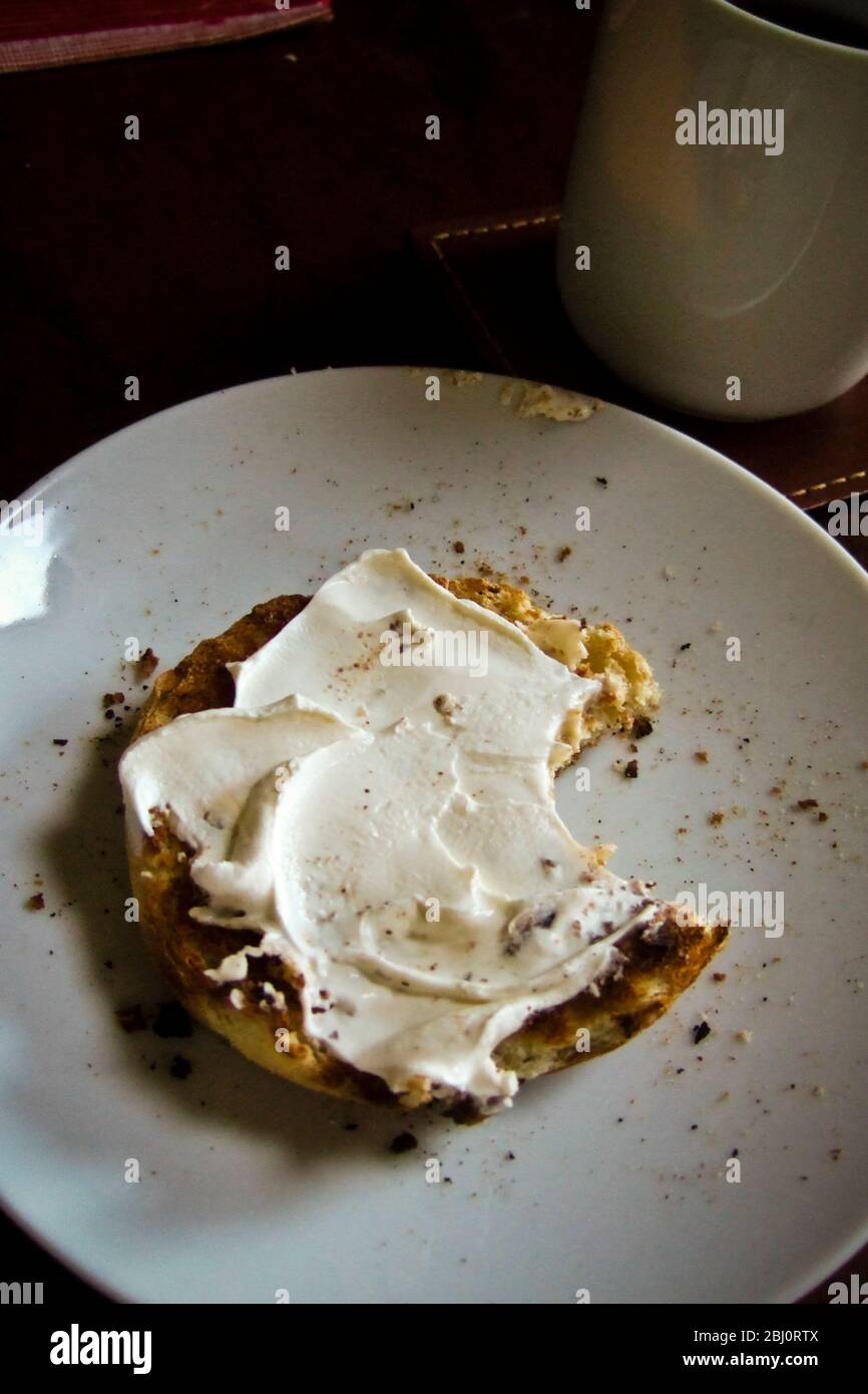 Philadelphia cream cheese hires stock photography and images Alamy