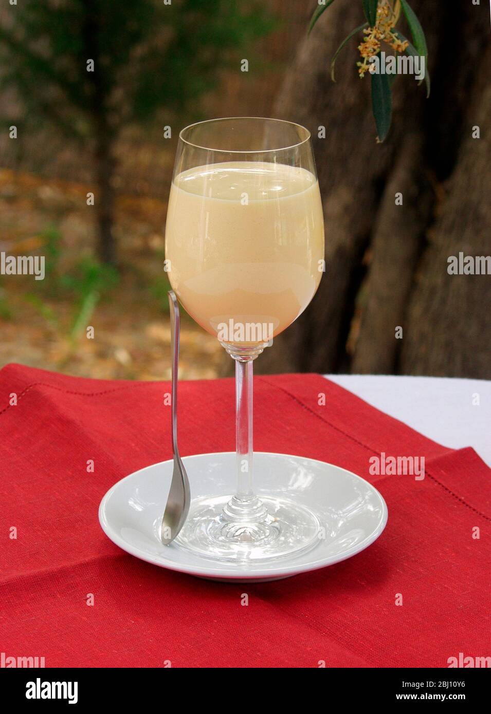 Zabaglione hi-res stock photography and images - Alamy