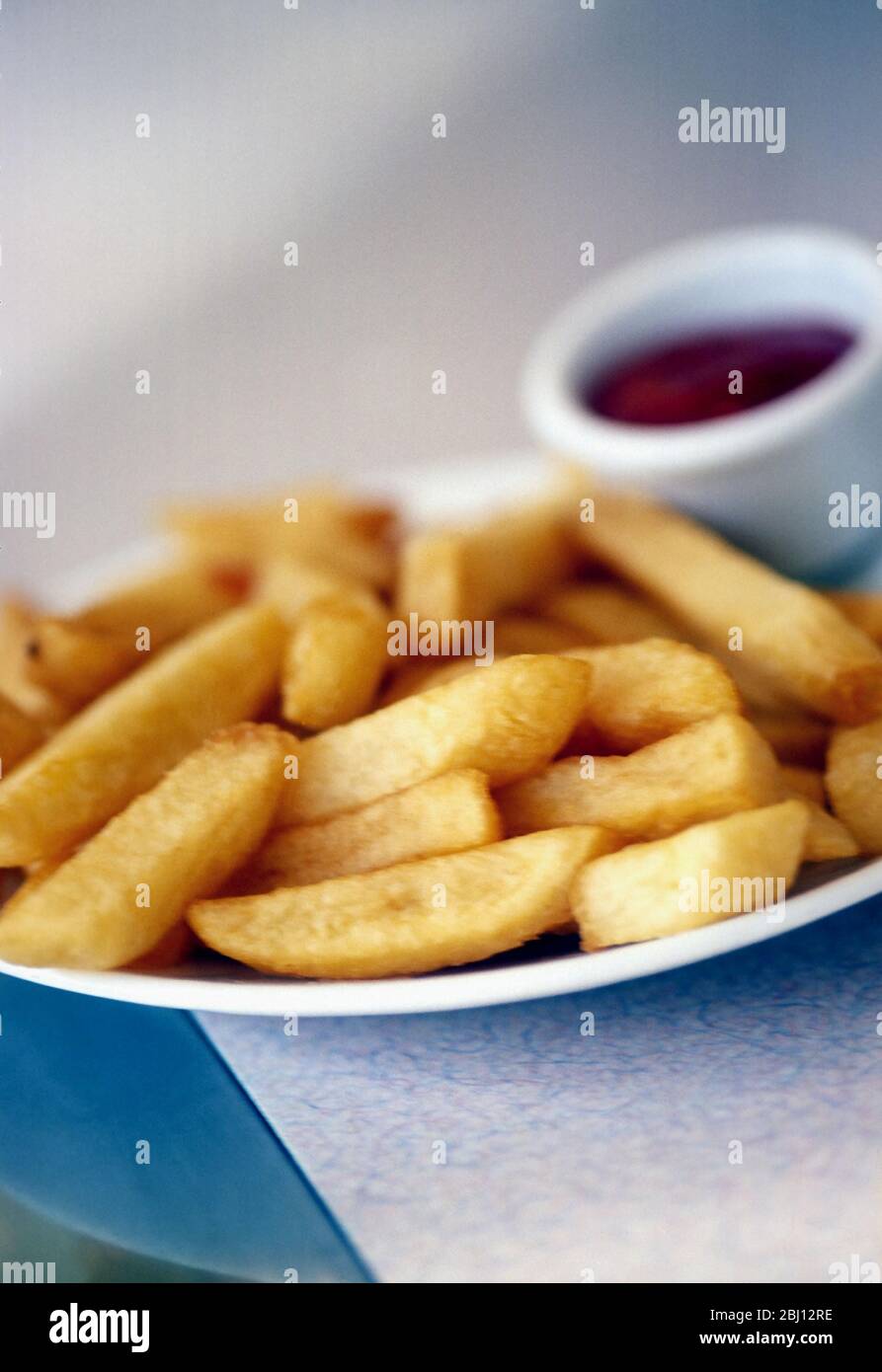 Chips & dip - Stock Photo