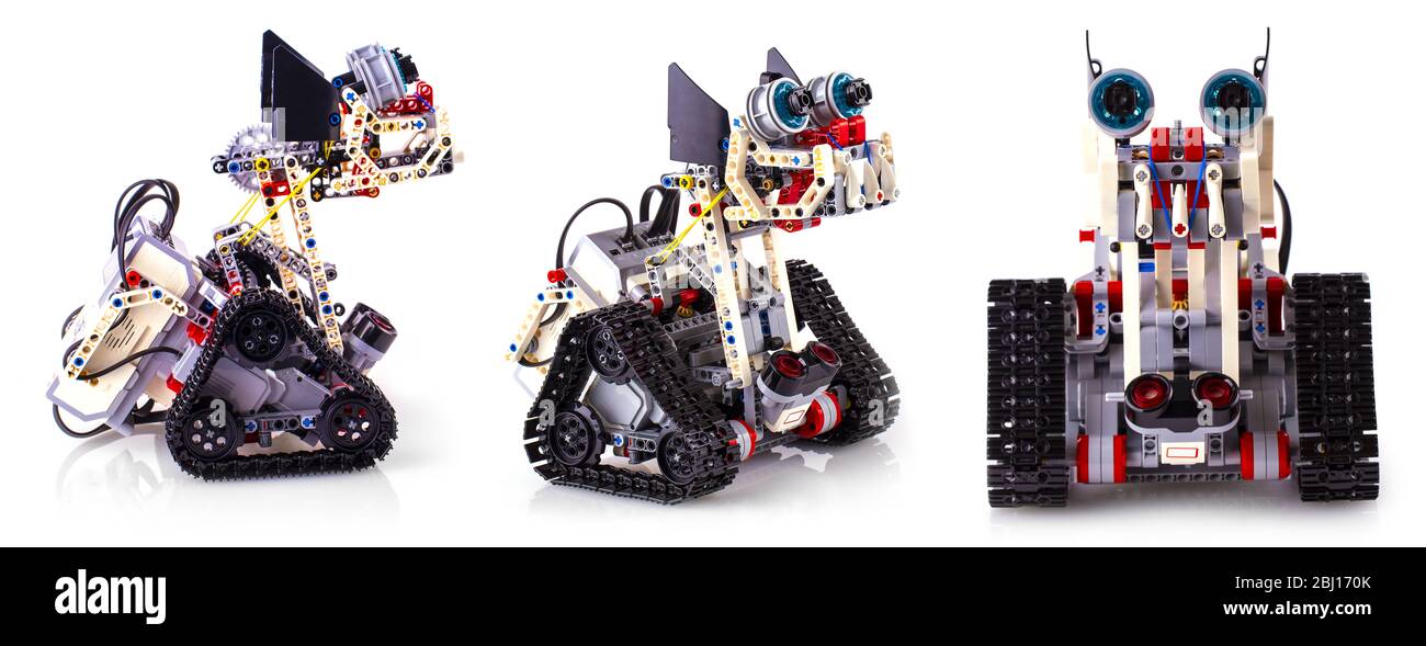 the remote controls the robot