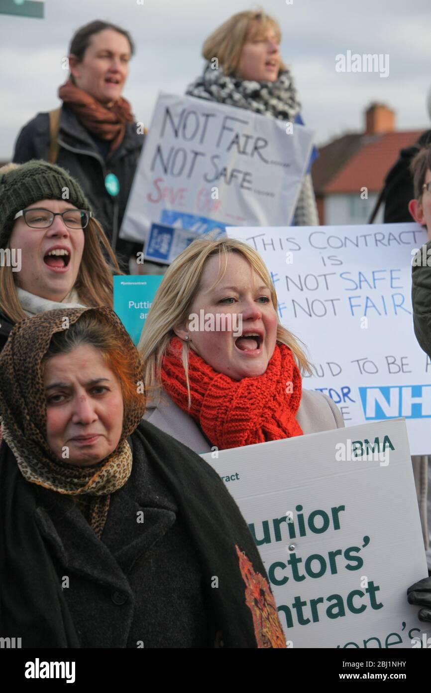 Junior doctors' strike, St Helier, Sutton & Royal Marsden hospitals, South London 12 January 2016 Stock Photo