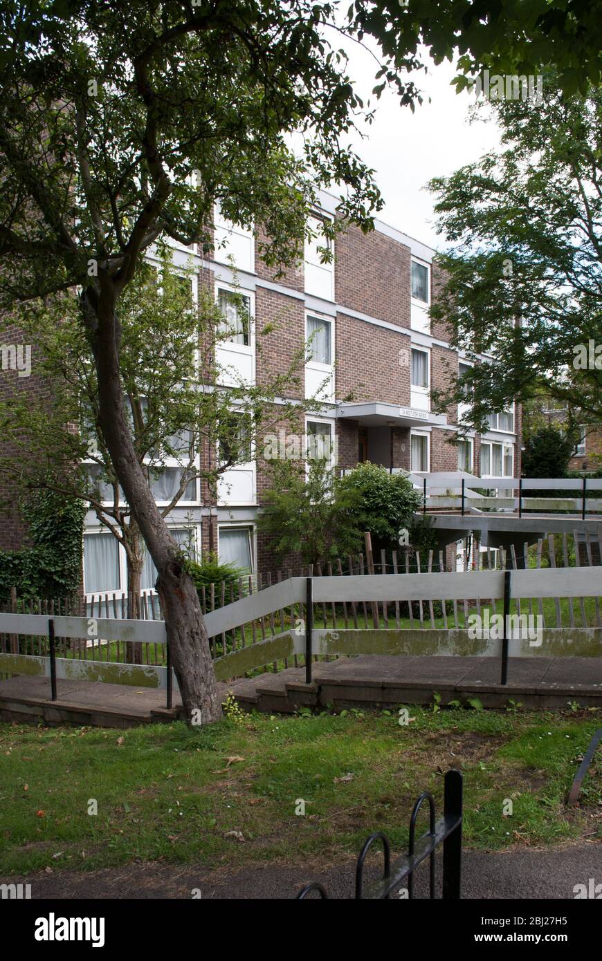 34 Westleigh Avenue, London SW15 Stock Photo Alamy