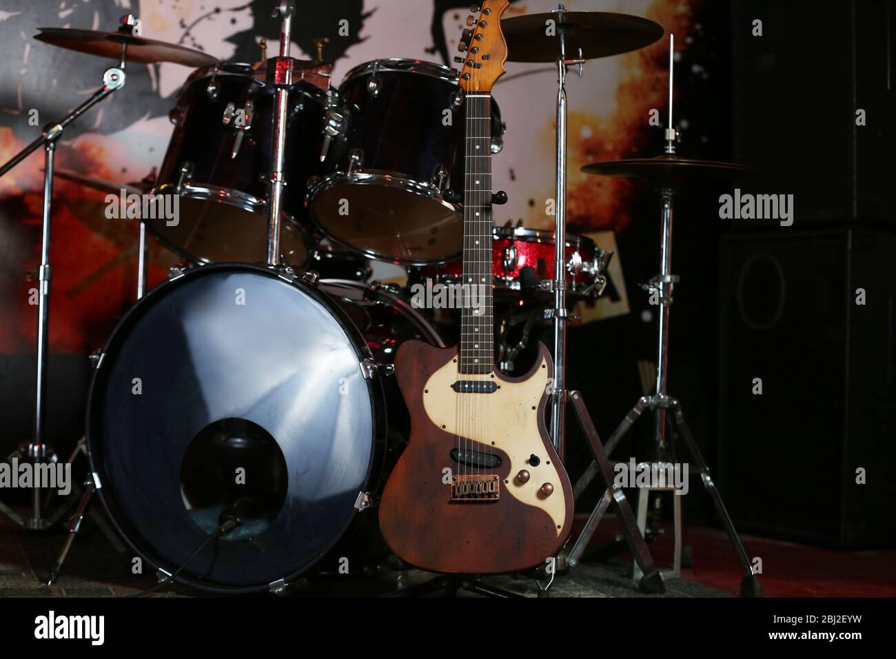 Rock band instruments hires stock photography and images Alamy