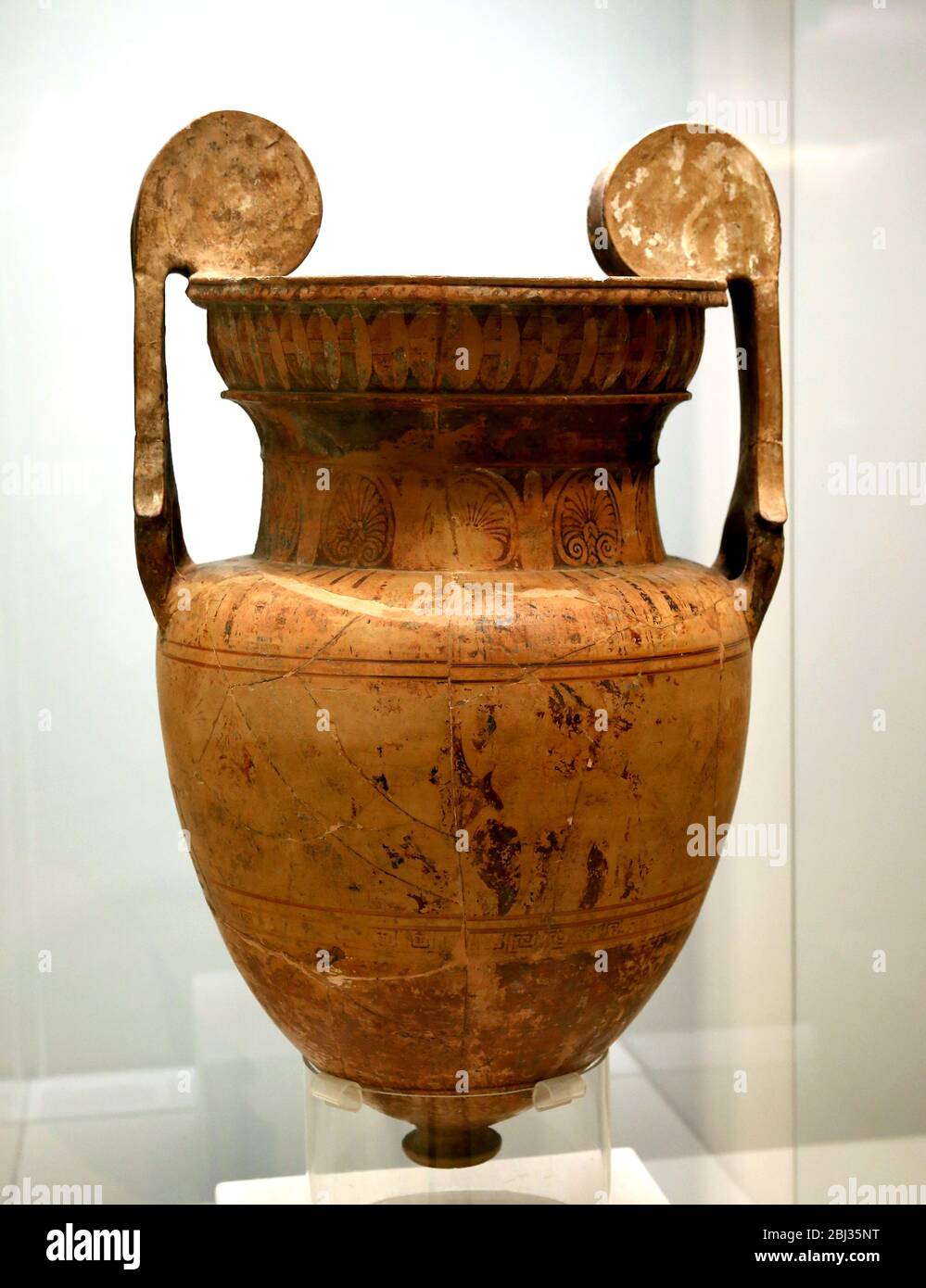 Large painted volute Krater. Faliscan are, Central Italy, ( 4th cent. BC) Etruscan culture. Archaeologic Museum of Catalonia, Barcelona. Stock Photo