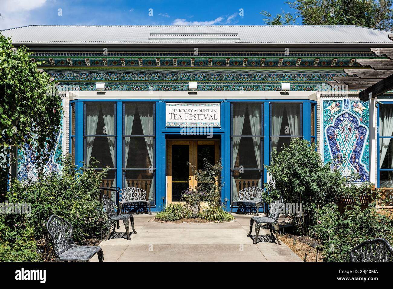 The Boulder Dushanbe Teahouse Stock Photo Alamy