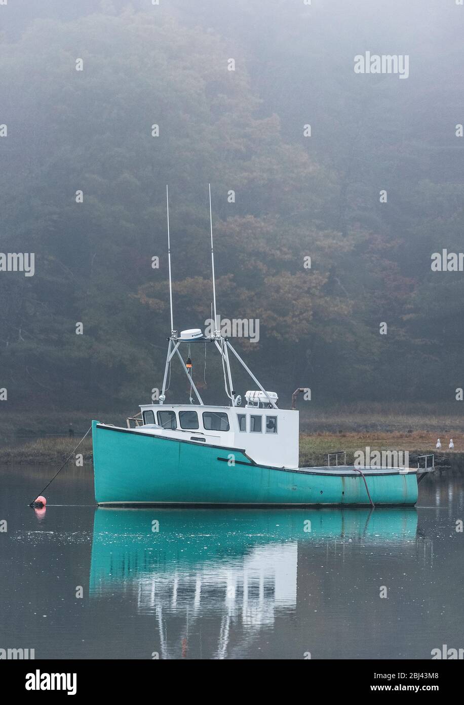 Lobster Boat in Kennebunkport harbour Stock Photo Alamy