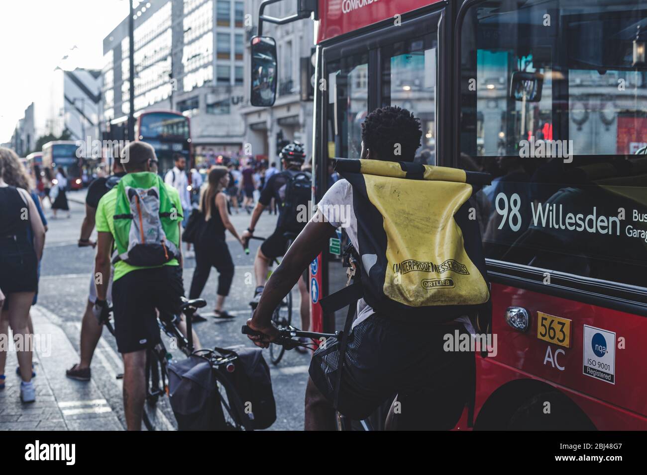 paisley bike courier