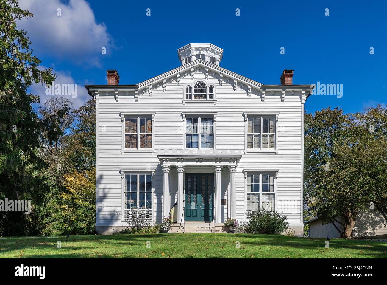 Captain Nathaniel B Palmer House Hi-res Stock Photography And Images ...