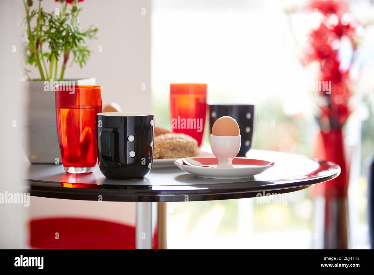 https://c8.alamy.com/comp/2BJ4TH8/shot-of-morning-breakfast-on-dining-table-with-fresh-coffee-bread-and-egg-at-home-2BJ4TH8.jpg