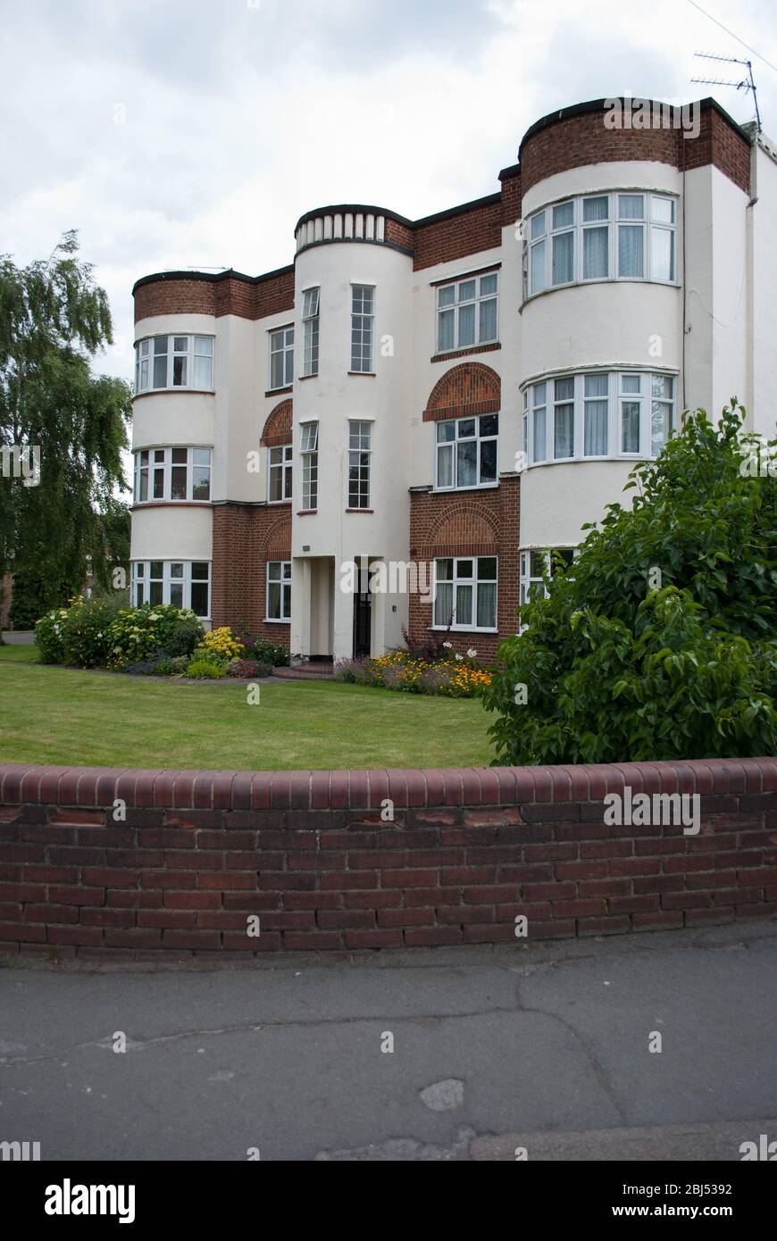 1930s Architecture 1930s Housing Springfield Court, Springfield Gardens, Upminster, London RM14