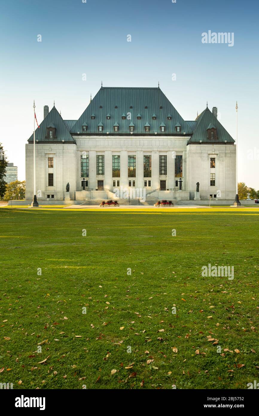 Canada supreme court justice hires stock photography and images Alamy