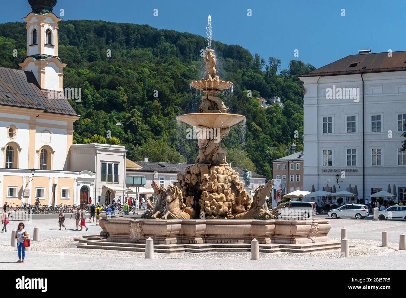 The Residenzbrunnen fountain in summer on Residenzplatz in the old town historic centre of Salzburg, Austria Stock Photo