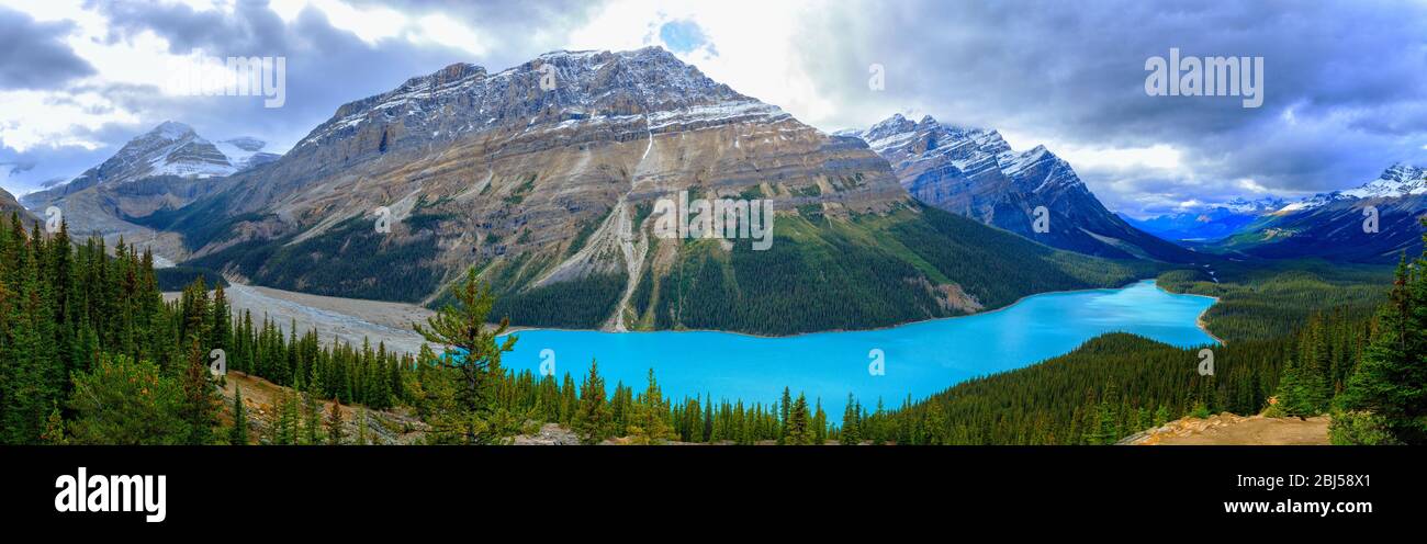 Peyto Lake Panorama with Caldron Peak, Banff National Park, Canadian ...