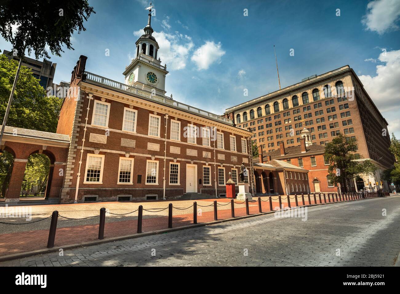 why was the declaration of independence signed in philadelphia