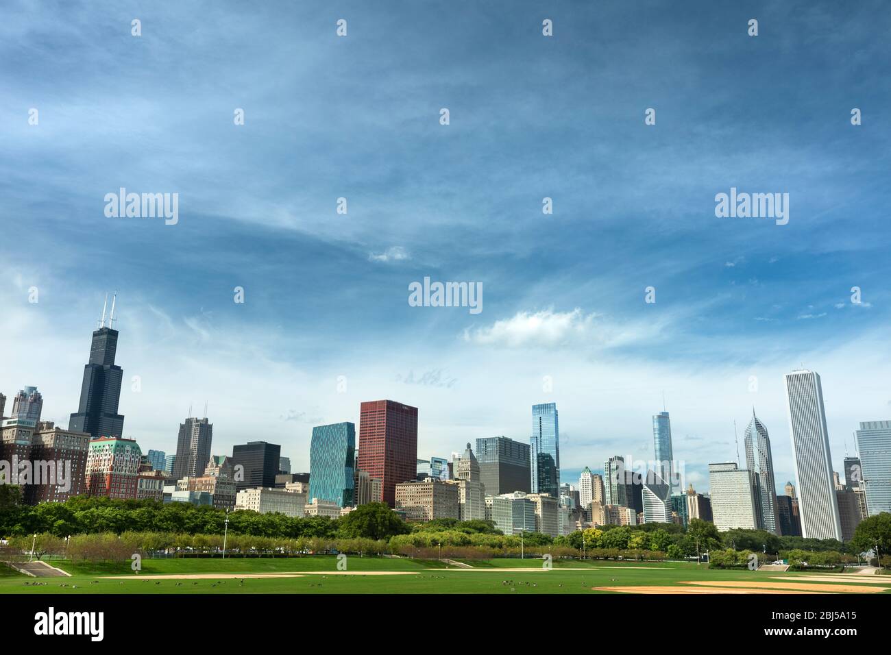 City skyline from Grant Park Chicago, Illinois, USA Stock Photo - Alamy