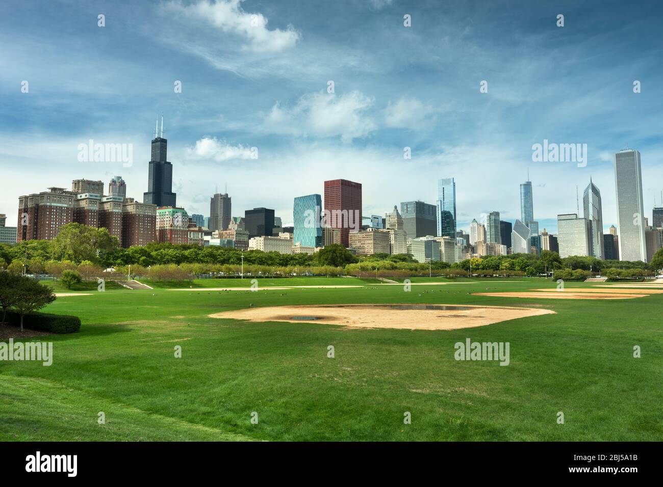 City skyline from Grant Park Chicago, Illinois, USA Stock Photo