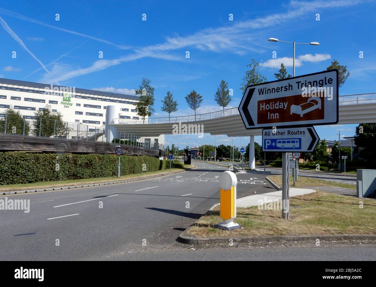 Winnersh reading berkshire hires stock photography and images Alamy