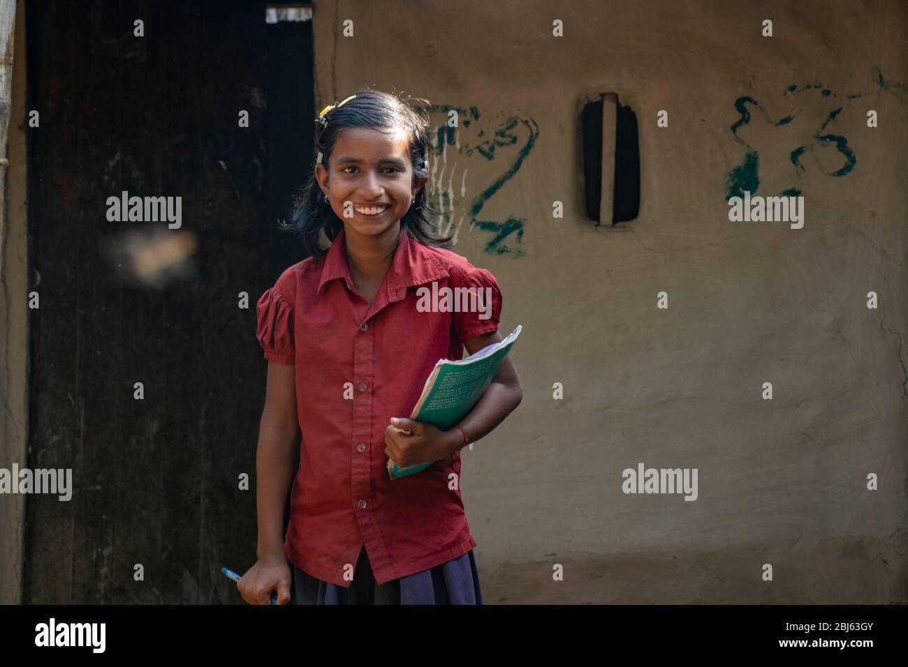 Rural indian school girl hi-res stock photography and images - Alamy