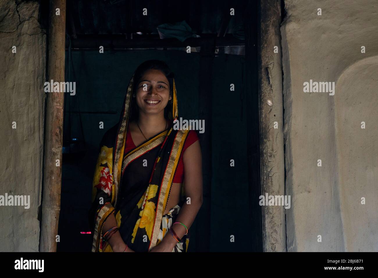Village woman in saree hi-res stock photography and images - Alamy
