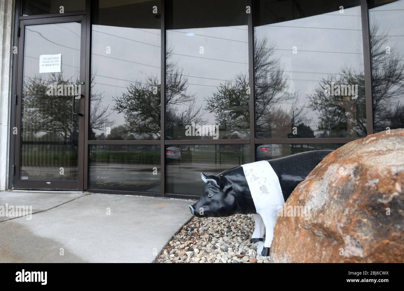 Pleasant Prairie, Wisconsin, USA. 28th Apr, 2020. President Trump is