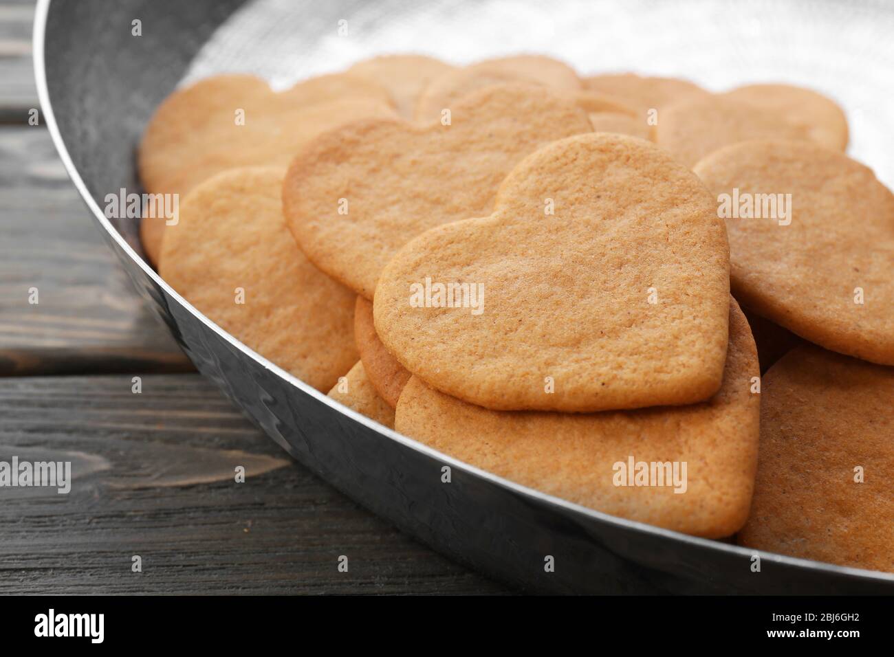 heart baking tray