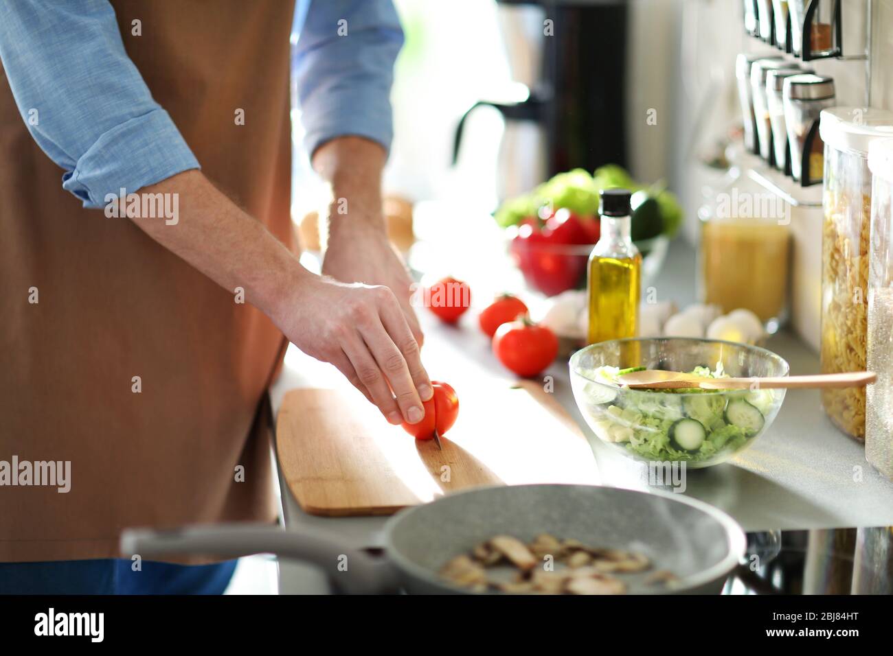 С его помощью готовят обед 3. Загадка с его помощью готовят обед. 3 класс окружающий мир рабочая тетрадь стр 30 номер 3 ответы. Сережу рассказать о полезных ископаемых. С его помощью готовят обед 3.