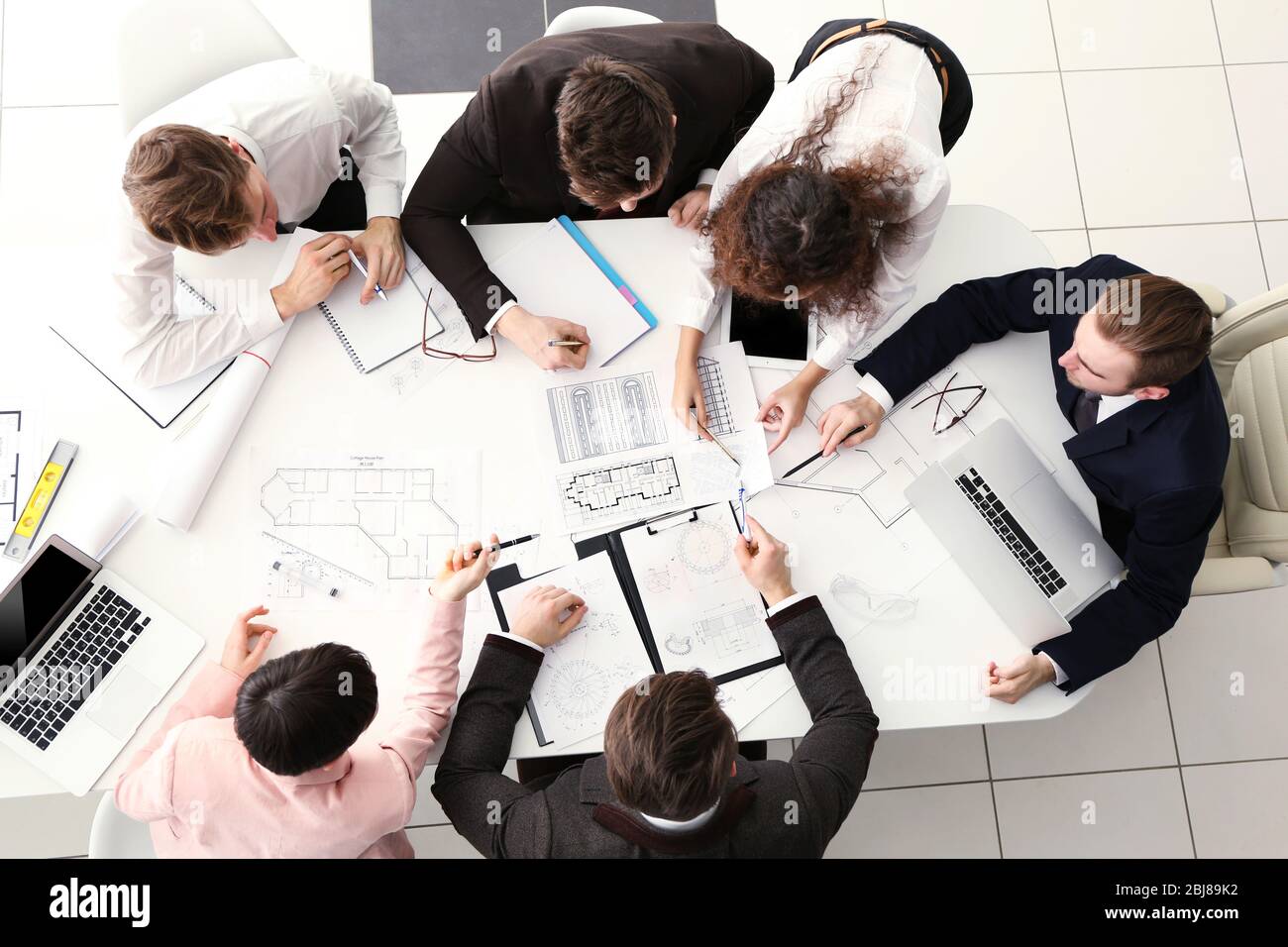 Engineers workplace laptop light hi-res stock photography and images ...