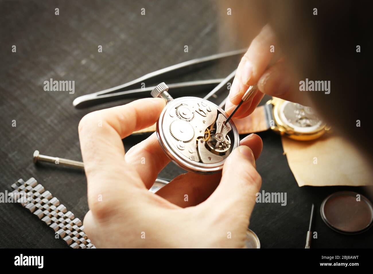  Angoily Wearing a Magnifying Glass Watch Repair Tool Glass  Magnifying Glass Loupe Eyeglass Holder Jewelry Repair Kit Tools Magnifying  Headset Work Glasses Tools for Plastic : Arts, Crafts & Sewing