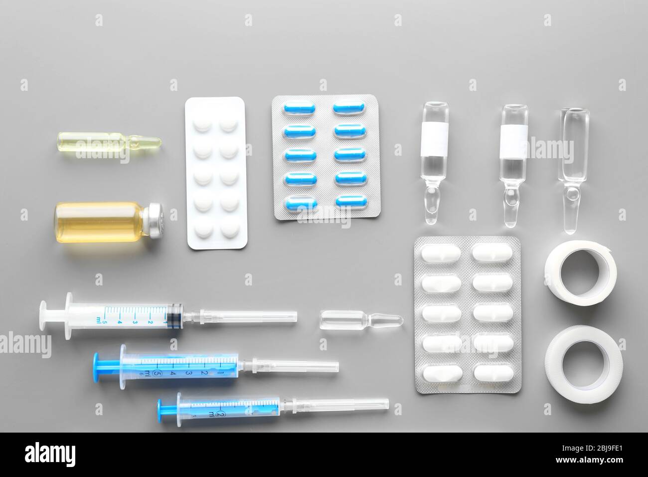 Doctor table medical accessories hi-res stock photography and images ...