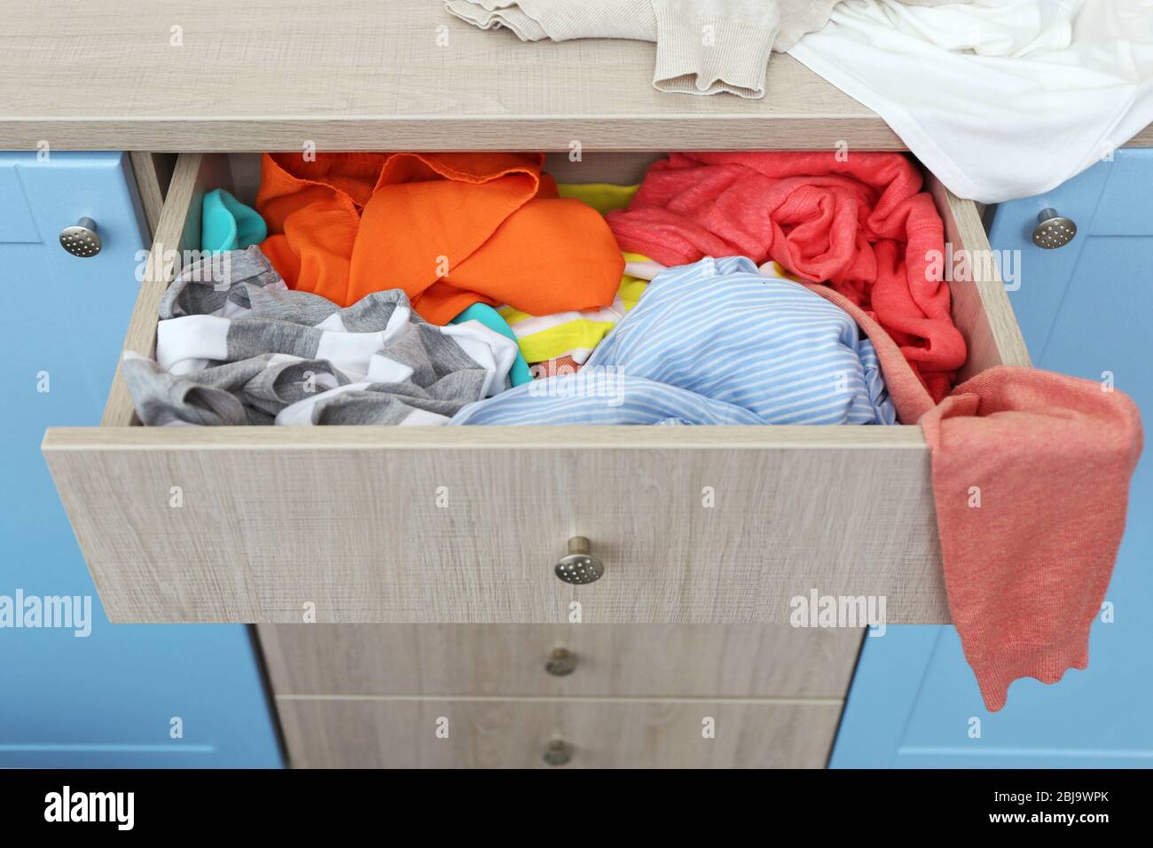 Messy drawers hires stock photography and images Alamy