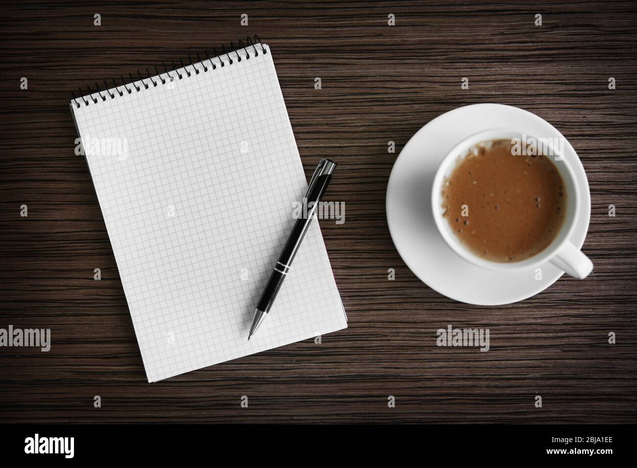 Office table, flat lay Stock Photo - Alamy