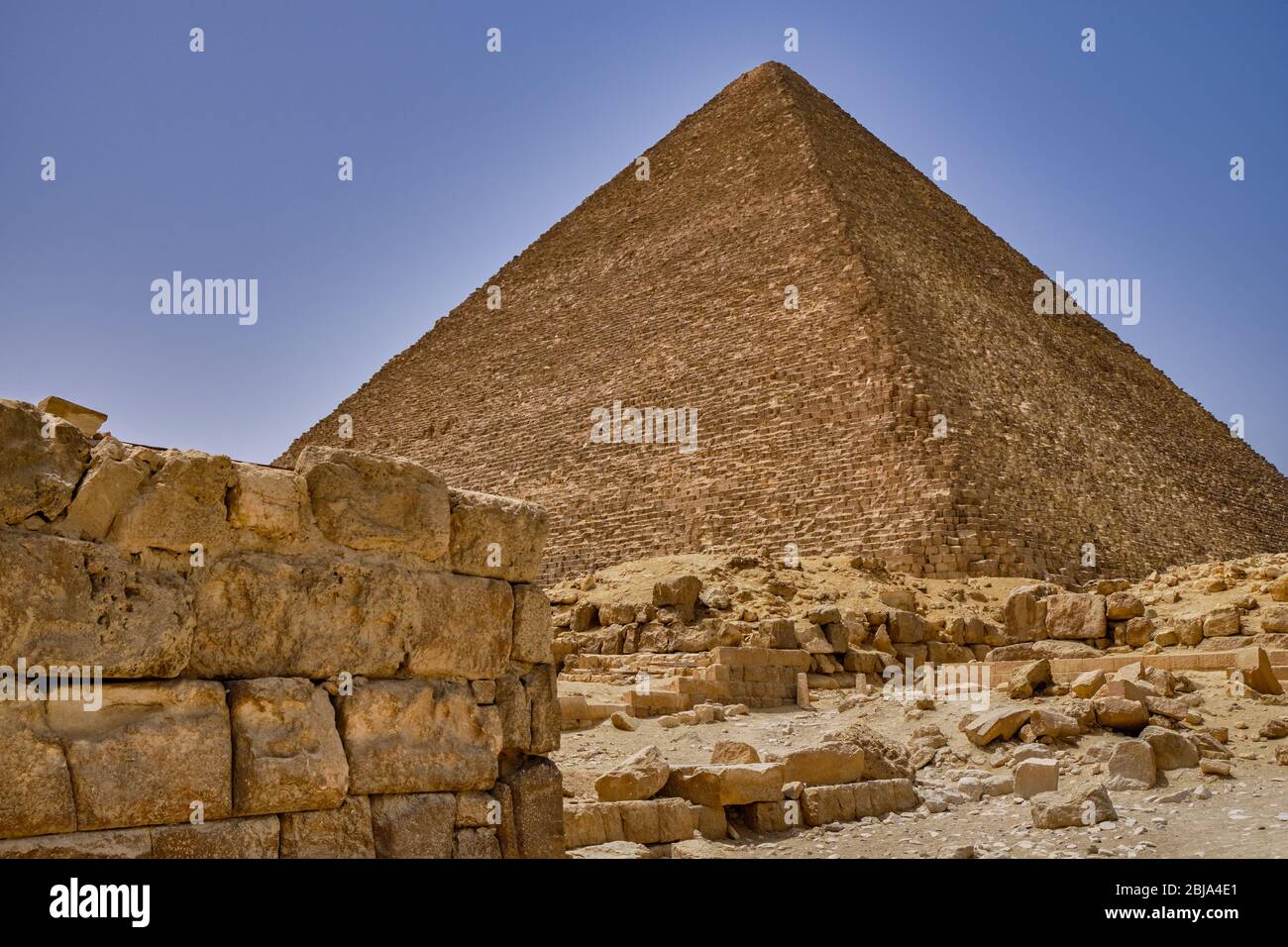 The Great Pyramid of Giza (Pyramid of Khufu or Pyramid of Cheops) in ...