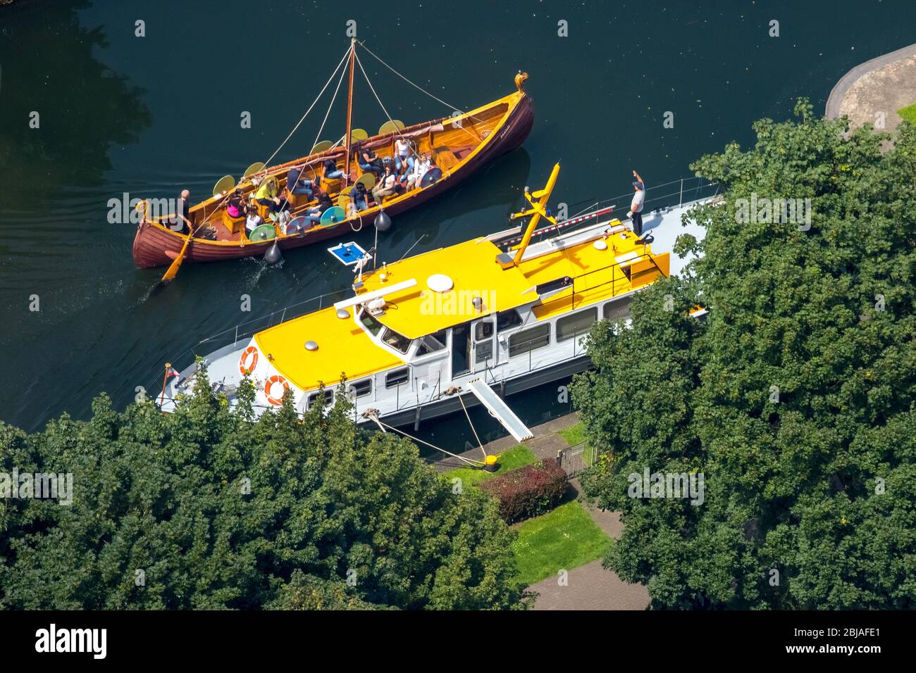 pier and boat mooring at the Ruhr, the Electricity Regulatory boat Bussard serves as a laboratory vessel, water and sediment samples were taken for water quality control on a regular basis, 07.07.2016, aerial view, Germany, North Rhine-Westphalia, Ruhr Area, Muelheim/Ruhr Stock Photo
