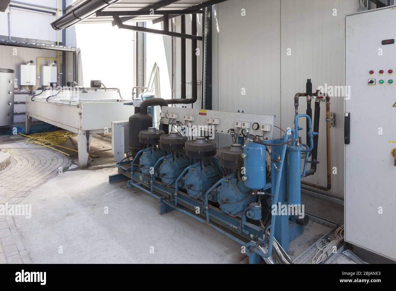 Industrial cooling system hires stock photography and images Alamy