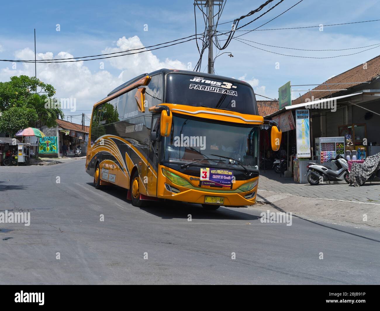 dh Balinese private tourist coach BALI INDONESIA Luxury excursion bus asia coaches asian Stock Photo
