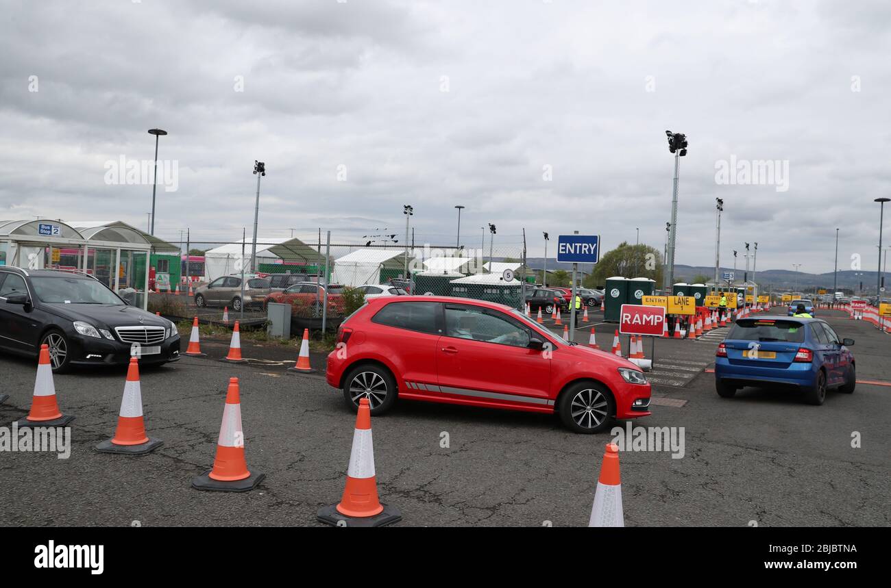 Pa picture desk staff direct traffic hires stock photography and