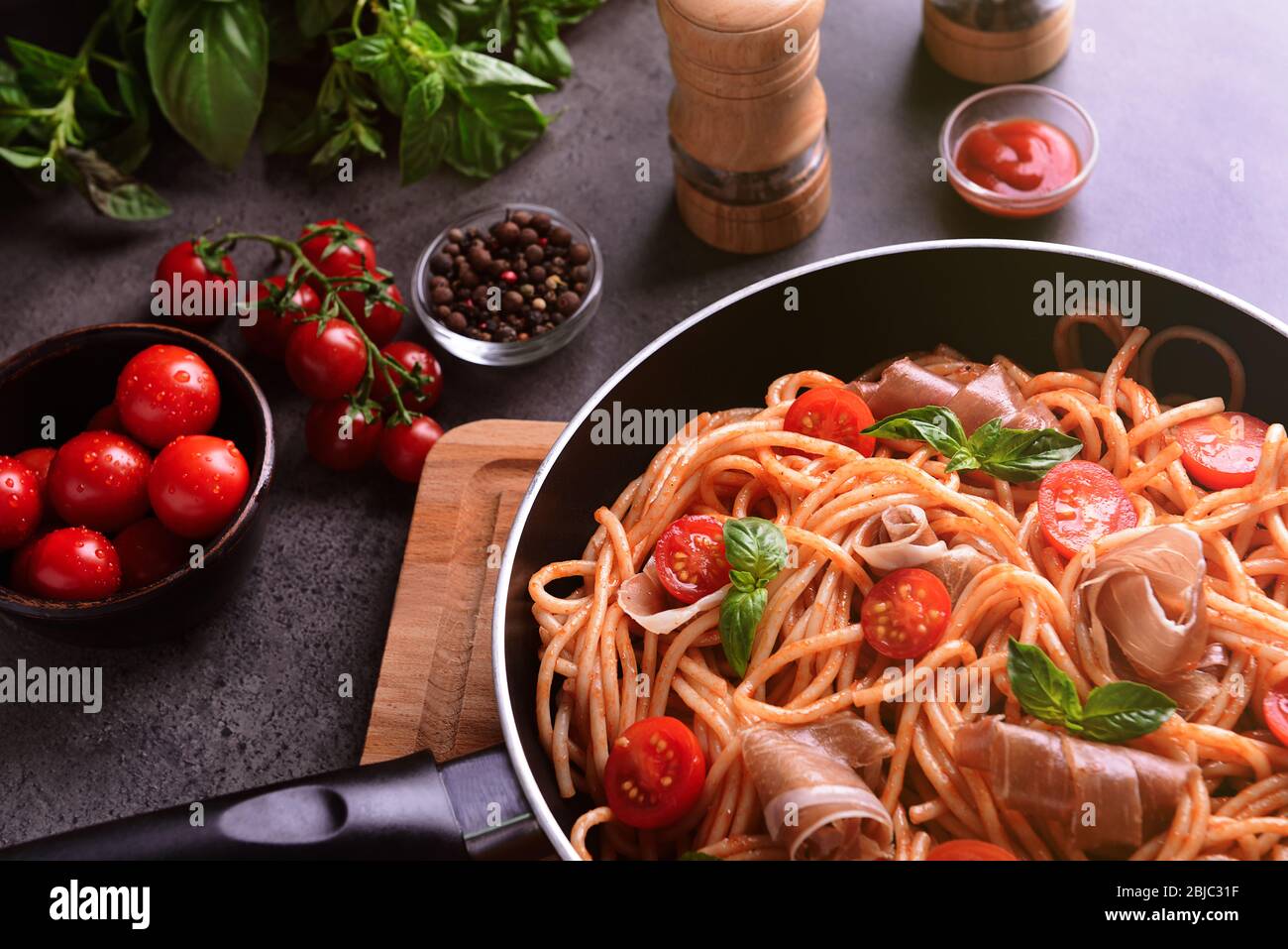 Spaghetti with amatriciana sauce and bacon closeup Stock Photo Alamy