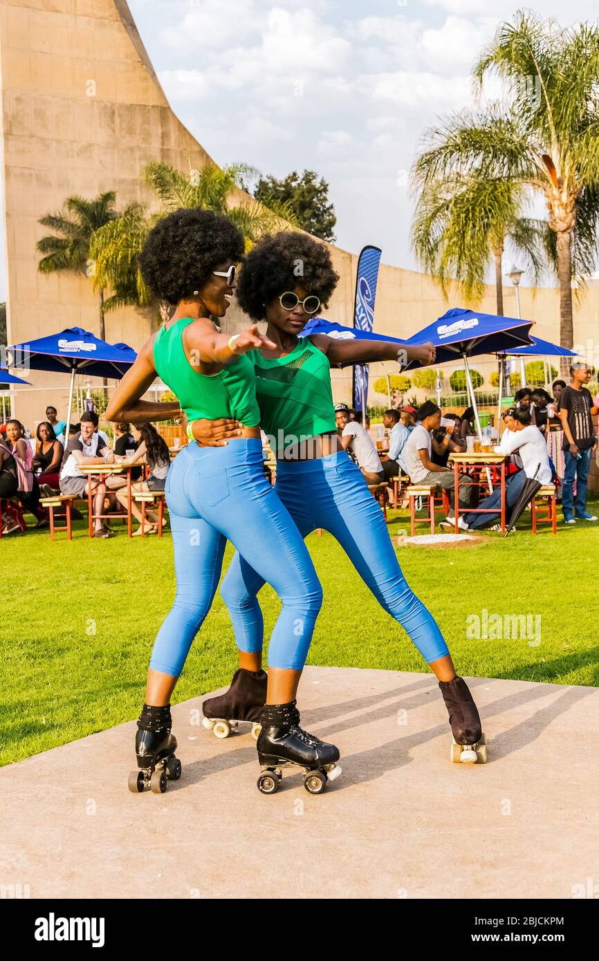 Retro rollerskates hires stock photography and images Alamy