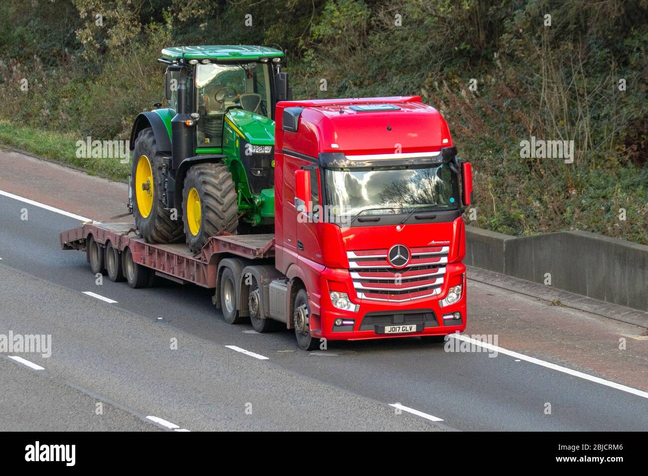 Lowloader low loader hires stock photography and images Alamy