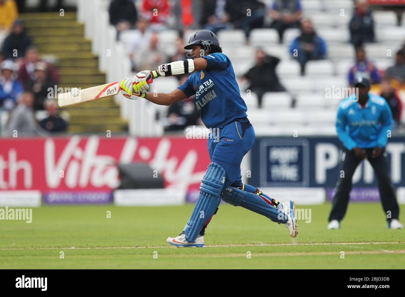 CHESTER LE STREET, ENGLAND - Dinesh Chandimal of Sri Lanka batting during the 2nd ODI between England and Sri Lanka at the Emirates Riverside, Chester le Street on Sunday 25h May 2014 (Credit: Mark Fletcher | MI News) Stock Photo
